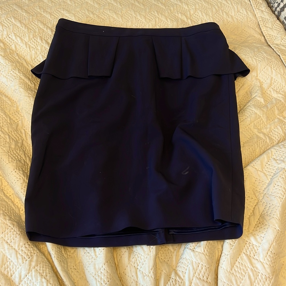 Elie Tahari navy blue peplum skirt